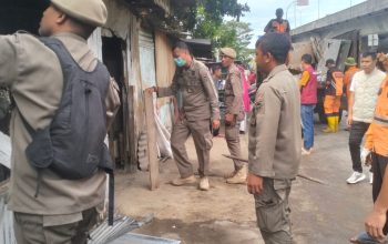 Penertiban 16 Lapak di Fasum Barawajah, Kecamatan Panakkukang Pulihkan Akses Jalan Samping Tol