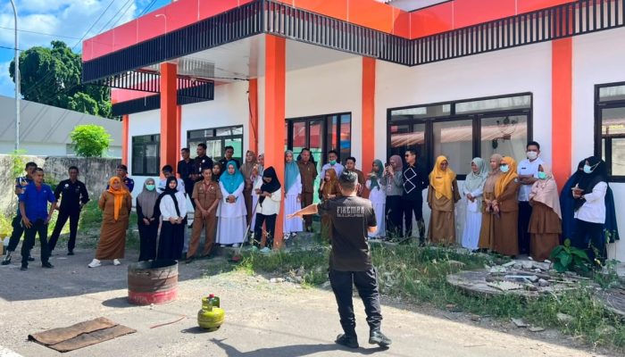 Pegawai RSUD H. Andi Sulthan Dg Radja Bulukumba Ikuti Pelatihan Penanganan Kebakaran