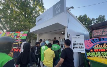 Komar Indonesia Buka Cabang Baru di AP Pettarani, Bagikan 500 Cup Kopi Gratis untuk Warga Makassar