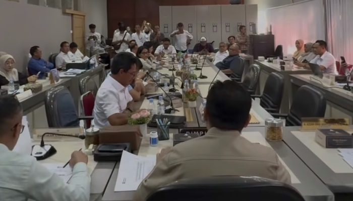 Kawal Distribusi Pupuk, Wakil Ketua DPRD Sulsel Yasir Machmud Pimpin RDP Komisi B