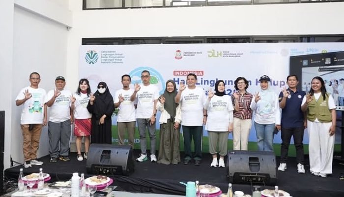 Peringati Hari Lingkungan Hidup Sedunia, Kadis Pariwisata Makassar Ikut Aksi Plogging Bersama Wali Kota