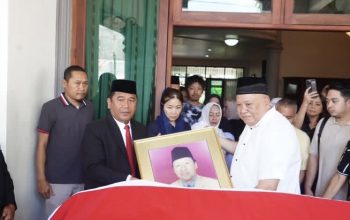 Wakil Ketua DPRD Sulsel Lepas Jenazah Ahmad Eddy Baramuli, Kenang Pengabdian Tokoh Senior Golkar