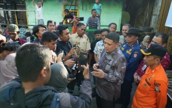 Wali Kota Munafri Turun Langsung Bawa Bantuan ke Lokasi Kebakaran di Tamalate, Pastikan Kebutuhan Terpenuhi