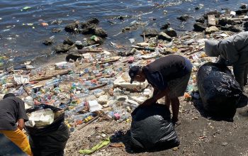 Kecamatan Ujung Pandang Gerak Cepat Angkut Sampah, Kini Pesisir Pantai Losari Kembali Bersih