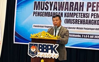 Bupati Andi Utta Bandingkan Kinerja ASN dan Swasta di Musrenbangkom BPSDM Kemendagri