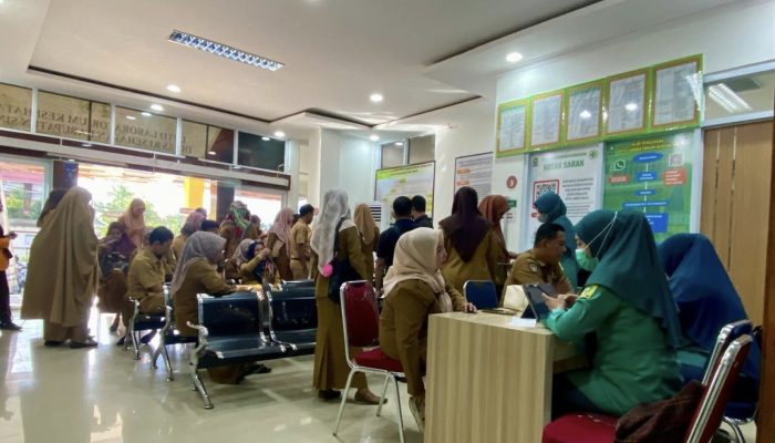 Puluhan Pegawai Diskominfo Sinjai Ikuti Program Cek Kesehatan Gratis