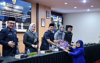 Ketua DPRD Sulsel Pimpin Paripurna Persetujuan Ranperda Pertanggungjawaban APBD 2025