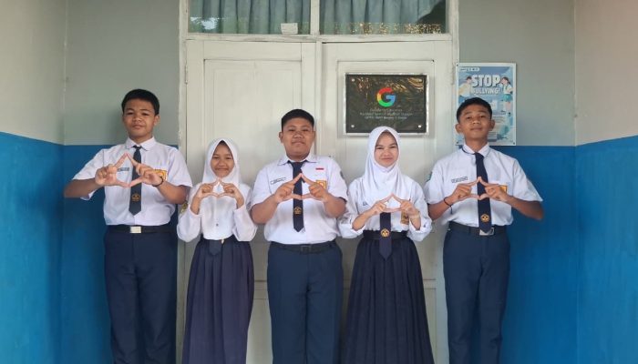 Padaelo Squad SMPN 3 Sinjai Juara Nasional Lomba AI Google for Education