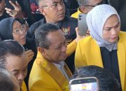 Bahlil Lahadalia Tiba di Makassar, Disambut Antusias Jelang Pembukaan Musda XI Golkar Sulsel