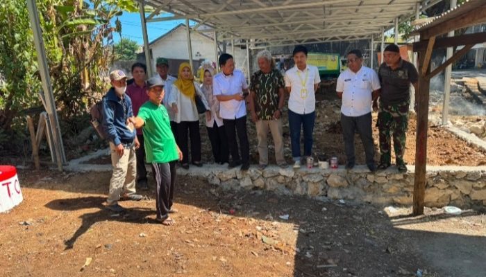 Camat Biringkanaya Tinjau Progres Pembangunan TPS3R dan 10 Teba Modern di Kelurahan Laikang