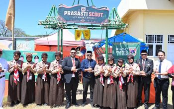 Ketua Kwarcab Pramuka Kunjungi Lokasi Perkemahan Sinjai Utara