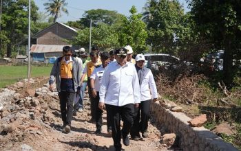 Kadis PU Makassar Dampingi Appi Tinjau Progres Jalan Romang Tangayya