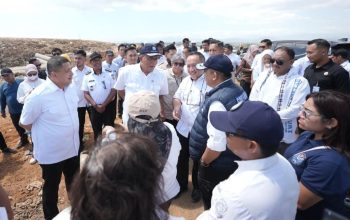 Kepala DLH, Camat Manggala Bersama Walkot Munafri Dampingi Menteri LH Tinjau Progres TPA Tamangapa