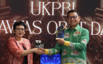 Taruna Ikrar Terima Penghargaan LKPP, Transformasi Pengadaan BPOM Raih Level Proaktif