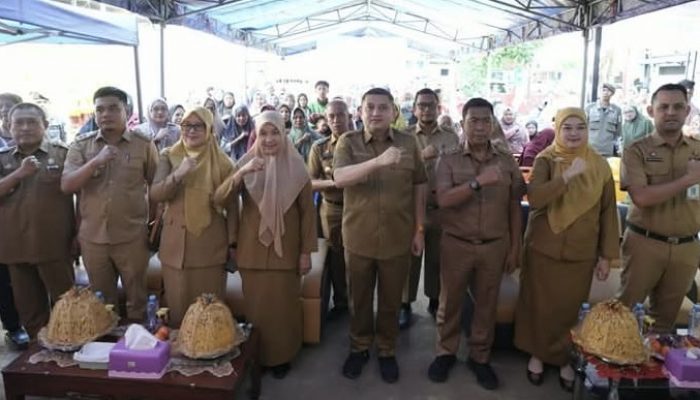 Camat Manggala Dampingi Wali Kota Makassar Buka Gerakan Serentak Tracing TBC