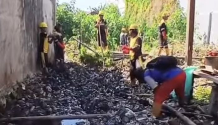 Dinas PU Makassar Normalisasi Saluran di Jl. AB. Lambogo, Tindak Lanjuti Aduan Warga melalui Lontara+