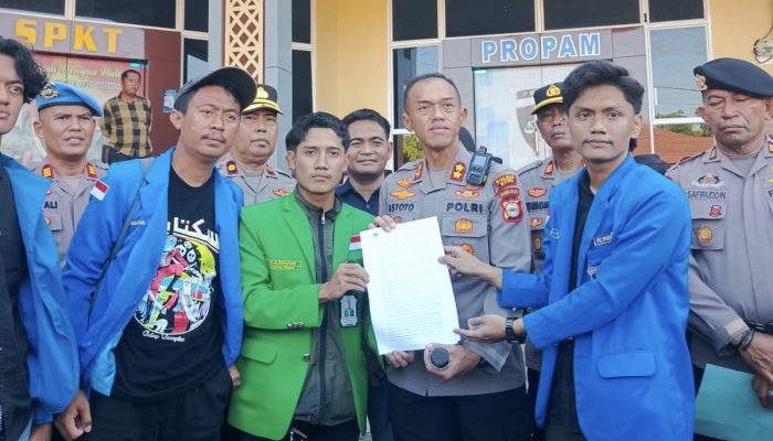Aksi di Polres Bone, PMII Bone Desak Penanganan Penganiayaan Salomekko serta Persoalan BBM dan LPG