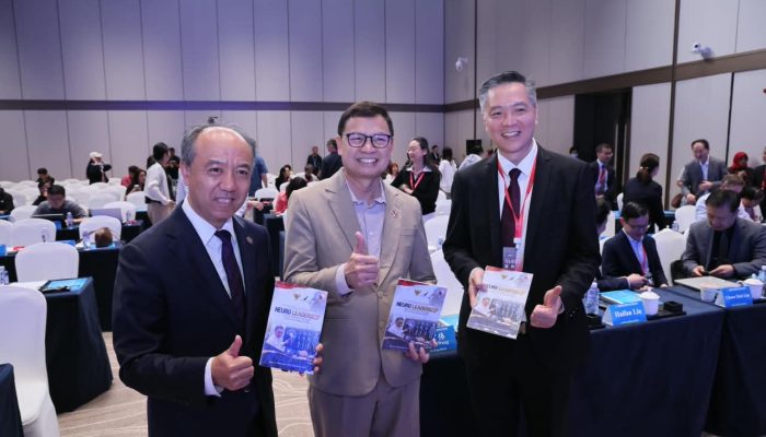 Dari Neuroleadership hingga AI, Taruna Ikrar Bicara Masa Depan Kedokteran di universitas Tsinghua China