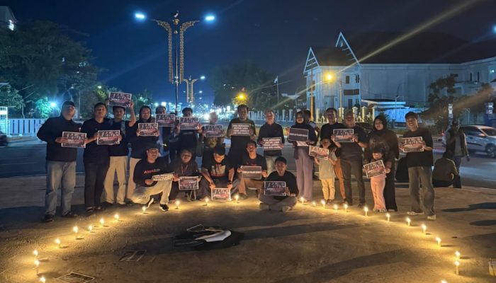 Aksi Solidaritas Jurnalis Mamuju, Doa dan Lilin untuk Lima Wartawan yang Hilang
