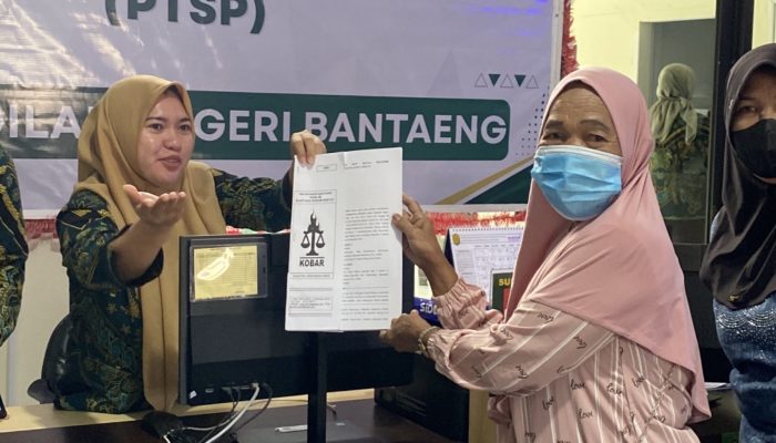 Warga Gugat Proyek Strategis Nasional Kawasan Industri Bantaeng atas Udara yang Tercemar