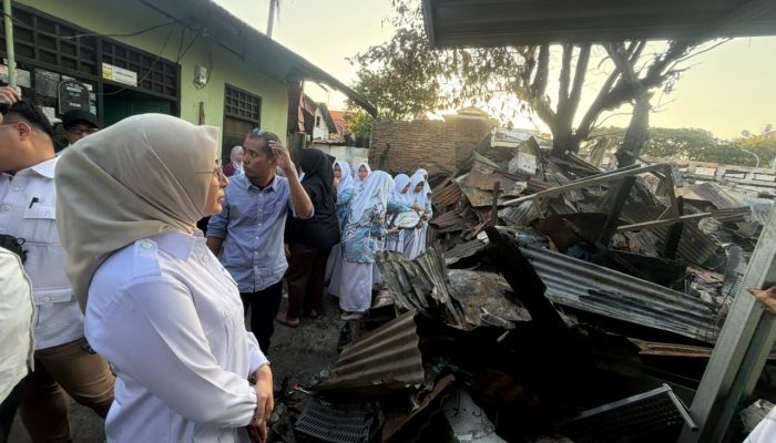 Peduli Korban Kebakaran, Gerindra Makassar Kunjungi Warga dan Salurkan Bantuan
