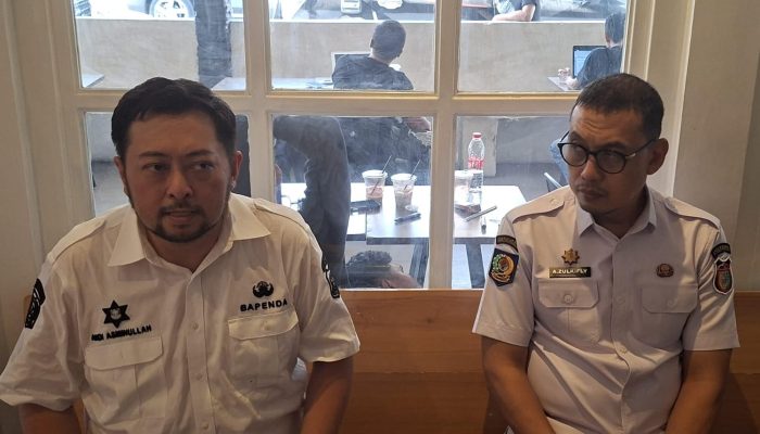 Didampingi Kepala Bapenda, Sekda Makassar Minta Jadwal Pengangkutan Harus Diperhatikan