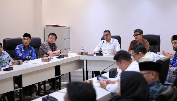 Pemkot Makassar Kaji Pembangunan Kantong Parkir, Hadir Kepala Bapenda dan Distaru