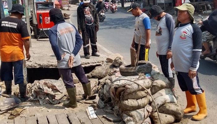 Walkot Munafri Instruksikan Dinas PU Benahi Drainase di Wilayah Paccerakkang