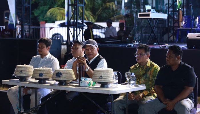 Bersama Lima Legislator, Bupati Andi Utta Gelar Dialog di Malam Jambore Pelayanan Publik Bontotiro