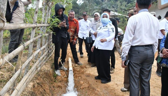 Irigasi Perpipaan Diresmikan, Warga Tonrong Potong Sapi sebagai Ungkapan Syukur di Hadapan Bupati Sinjai