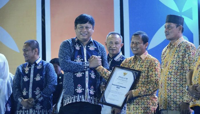 Sinjai Raih Juara 1 Stand Terbaik pada Expo Koperasi dan UMKM Harkopnas ke-79 Sulsel