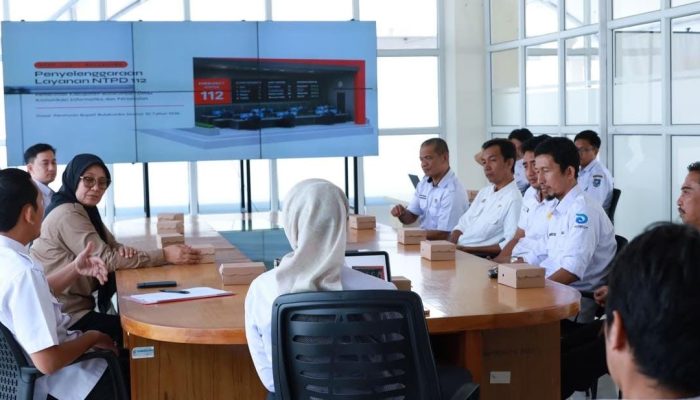 Kominfo Sinjai Belajar Pengelolaan Layanan NTPD 112 di Bulukumba