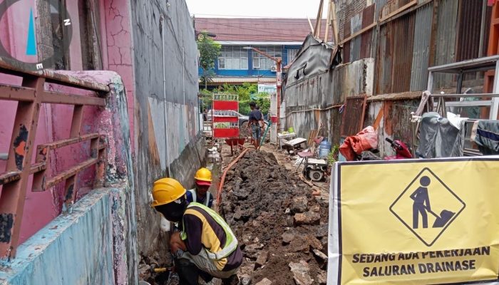 Dinas PU Makassar: Perbaikan Jalan dan Drainase di Lorong 28 Pongtiku, Sudah Berjalan